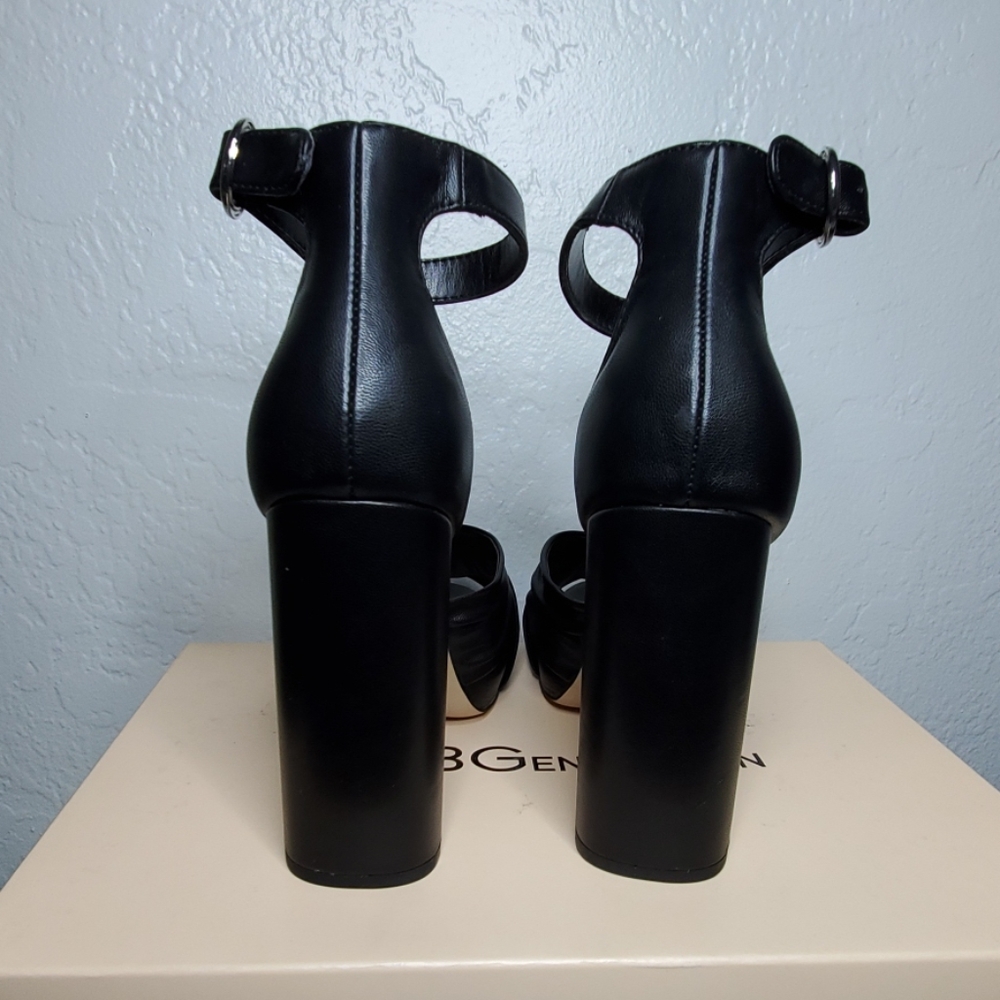 BCBGeneration Black Rounded High Heels. - Picture 5 of 7